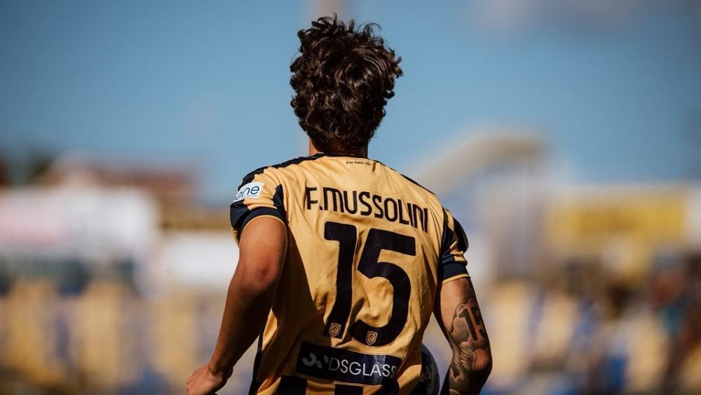Mussolinis-Urenkel-spielt-k-nftig-in-der-Serie-A