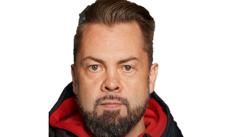 Kaltern-verl-ngert-mit-seinem-Meistertrainer
