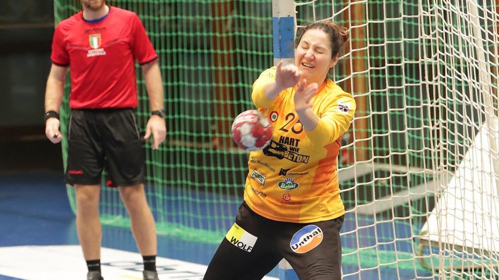 Brixens Torhüterin Francesca Luchin im Einsatz.