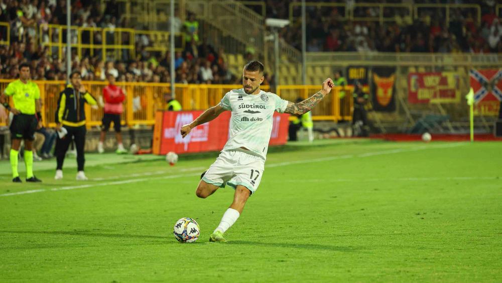 FCS-Noten-Zwei-ragen-heraus