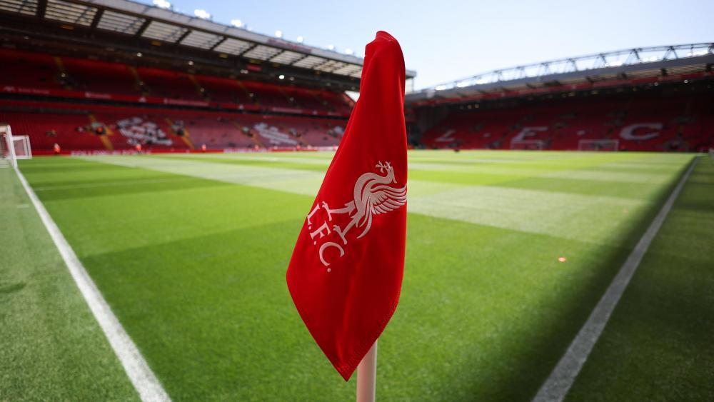 Alarm-in-Liverpool-Stadion-Anfield-evakuiert