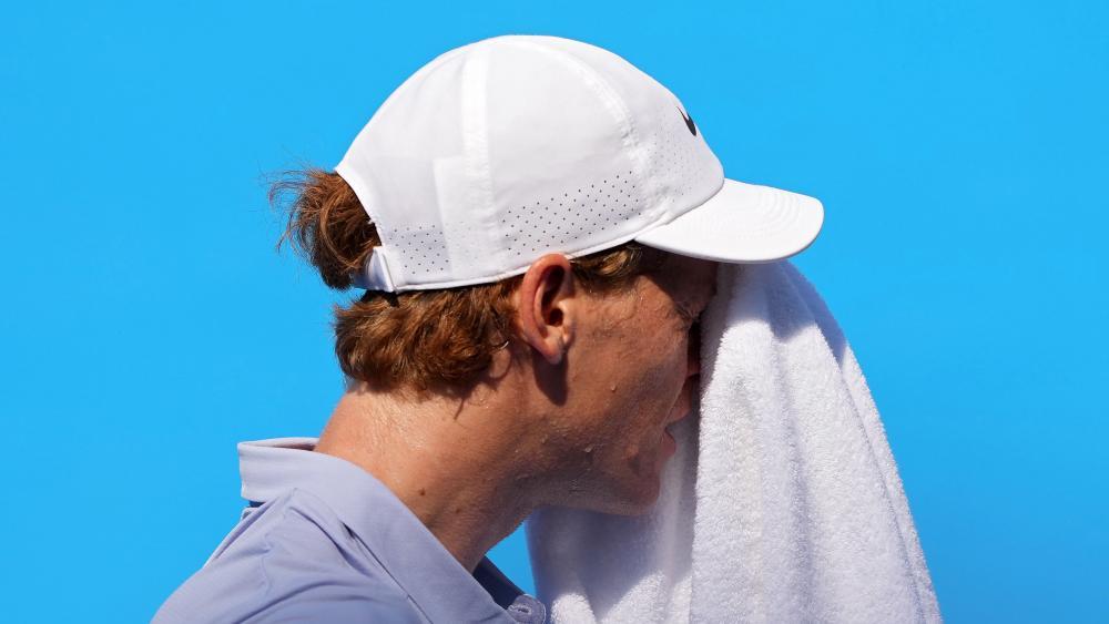 Jannik Sinner musste aufgeben. © APA / DYLAN BUELL