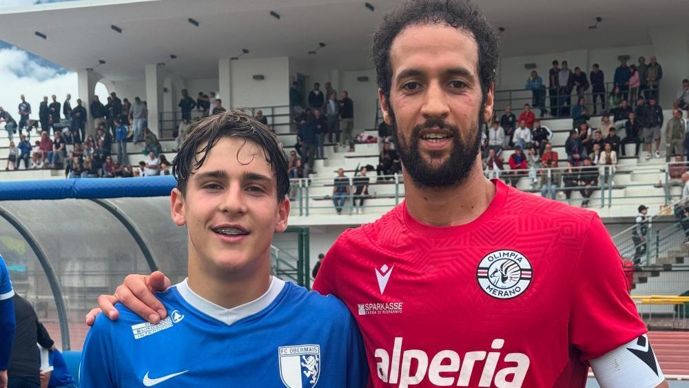 Standen sich am Samstag im Combi-Stadion gegenüber: Tizian Stecher (links, Obermais) und Abdenaim En Naimi (Meran).