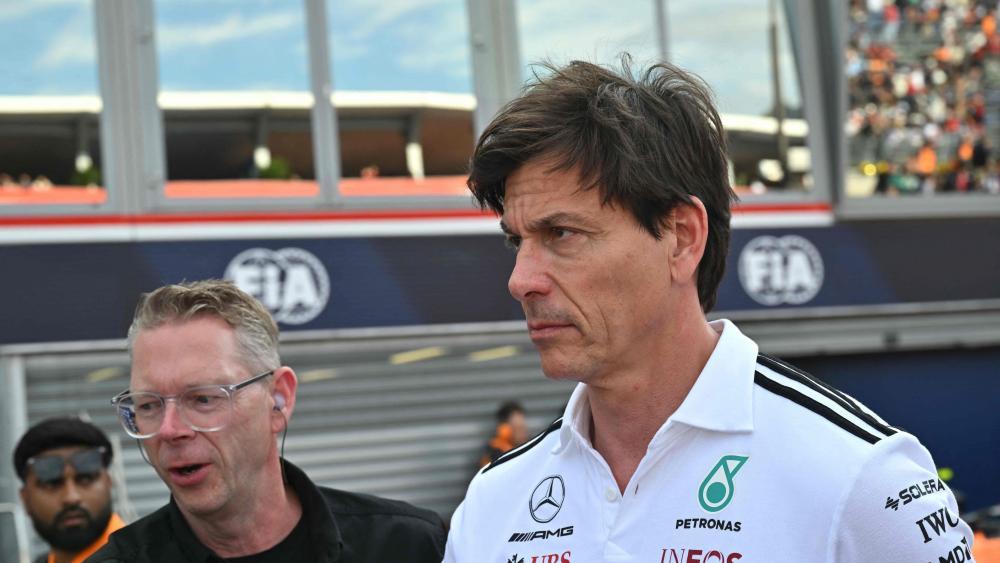 -Nicht-unser-Standard-Dicke-Luft-bei-Mercedes