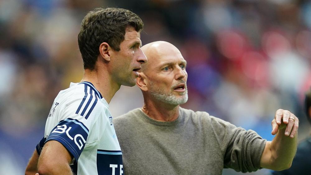 Thomas Müller is already the extended arm of coach Jesper Sörensen. © APA / RICH LAM