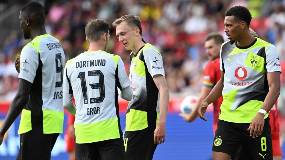 -Das-grausamste-Trikot-der-Liga-BVB-Fans-ver-rgert