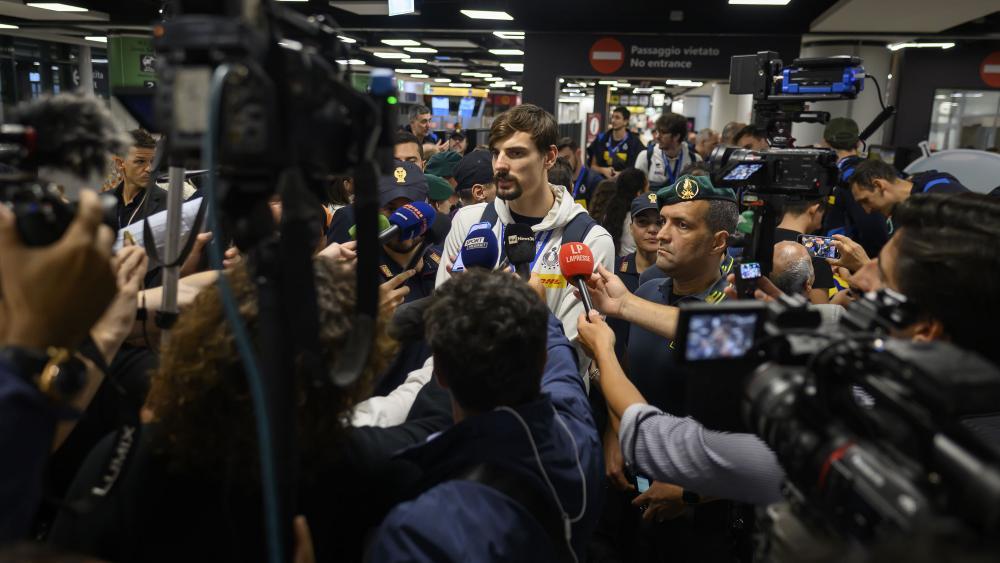 Simone Giannelli de Bolzano a attiré une foule de journalistes. © FIPAV / Enzo Pinelli