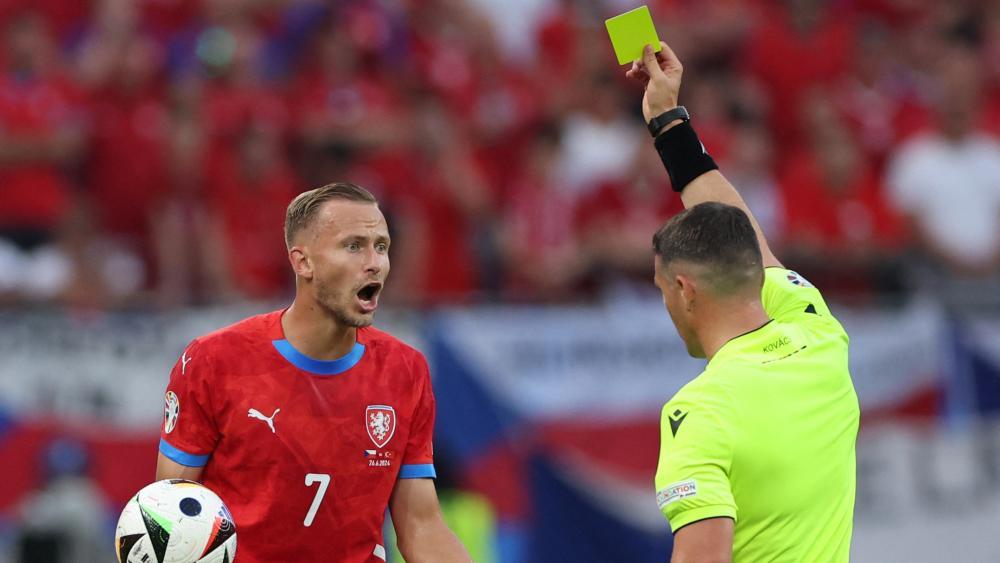 Czech international Antonin Barak moved to Serie B. © APA/afp / RONNY HARTMANN