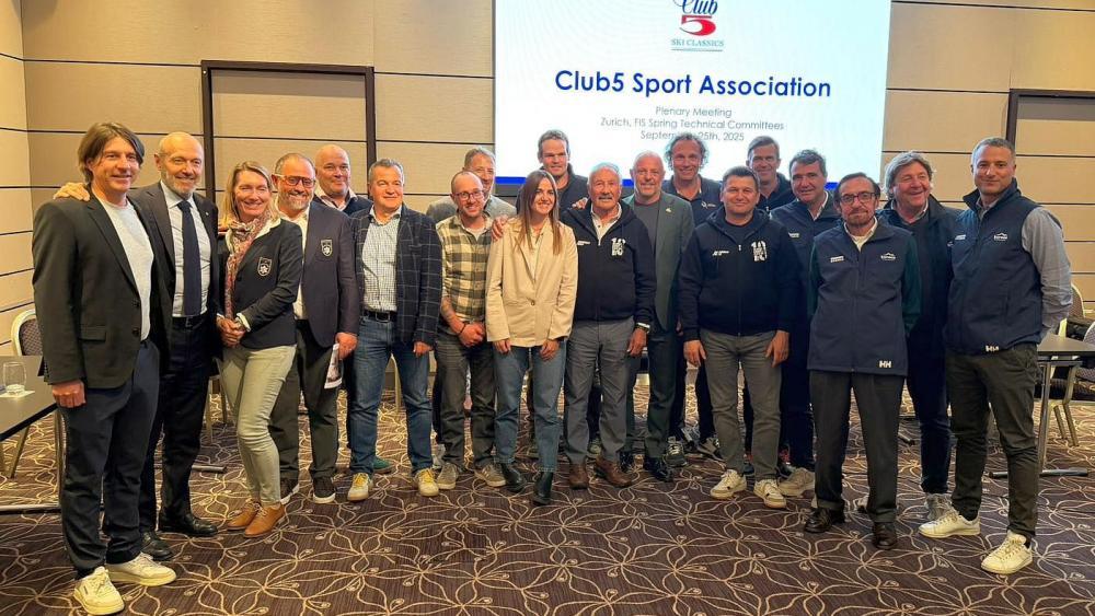 Ski-Weltcup-Kronplatz-in-elit-rem-Kreis