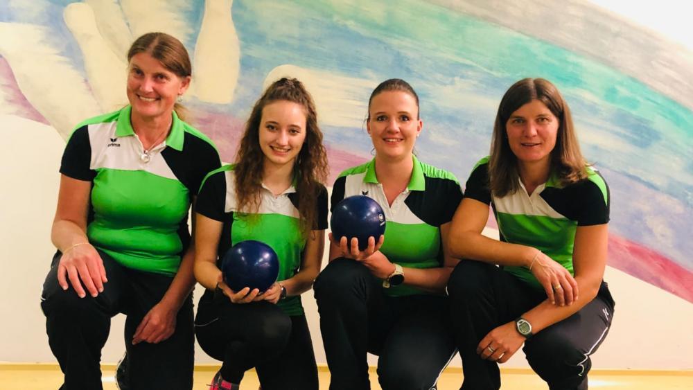 The women from Vöran Blecherne delivered a thrilling battle with Passeier. From left: Annemarie Innerhofer, Julia Mittelberger, Birgit Unterholzner, and Christine Innerhofer.