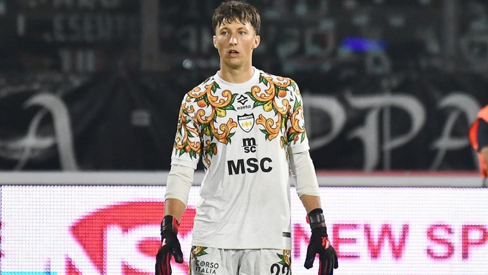 Simon Harrasser spielte vor knapp 17.000 Zuschauern. © Sorrento Calcio 1945