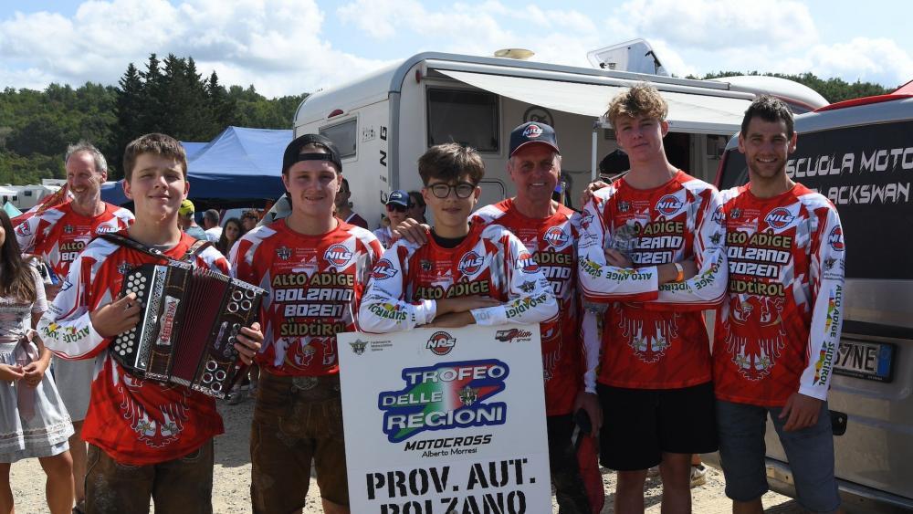 S-dtiroler-Motocross-Team-k-mpft-tapfer