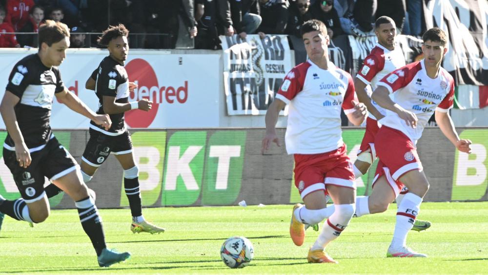 FCS (white) lost to Cesena. © FCS / Luca Ognibene