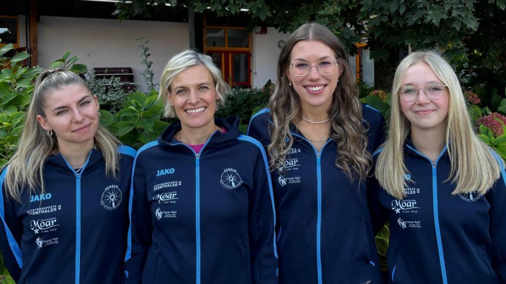 Die Keglerinnen von Villnöß stehen an der Tabellenspitze. Von links Simone Putzer, Nathalie Profanter, Jasmin Prader, Selina Fischnaller.