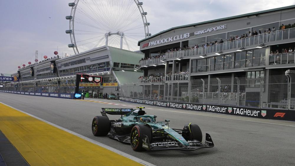 Mit-44-Alonso-mit-Bestzeit-in-Singapur