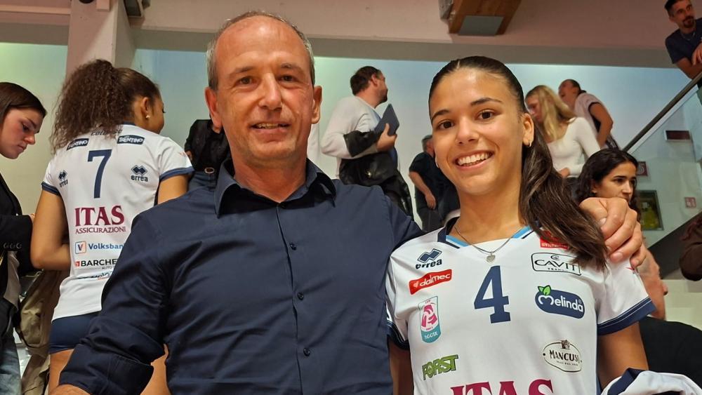 Giada Guerra mit ihrem Vater Andrea, der als Fußballtrainer in der Serie B arbeitet.