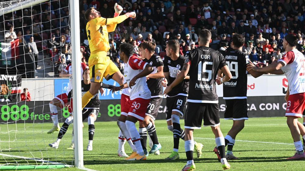 Jonathan Klinsmann in Cesena's goal didn't allow a goal. © Luca Ognibene (9)