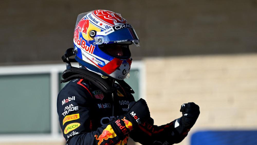 Jubel bei Max Verstappen. © APA / RUDY CAREZZEVOLI