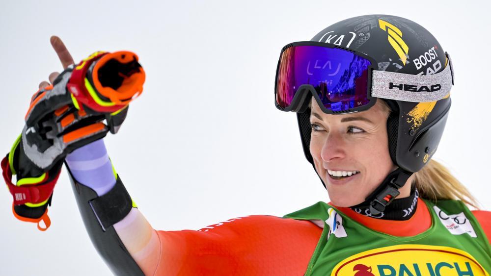 Lara Gut-Behrami started the final season of her career with a podium finish. © ANSA / GIAN EHRENZELLER