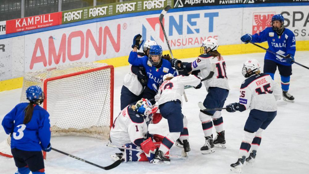 Azzurre-fertigen-Norwegen-zum-Auftakt-ab