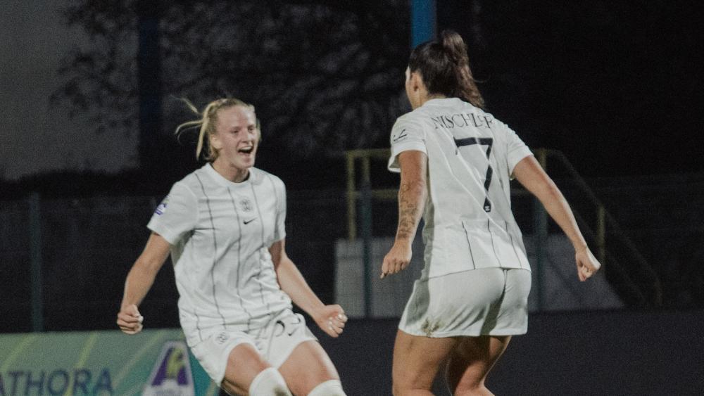 Nadine-Nischler-macht-es-schon-wieder