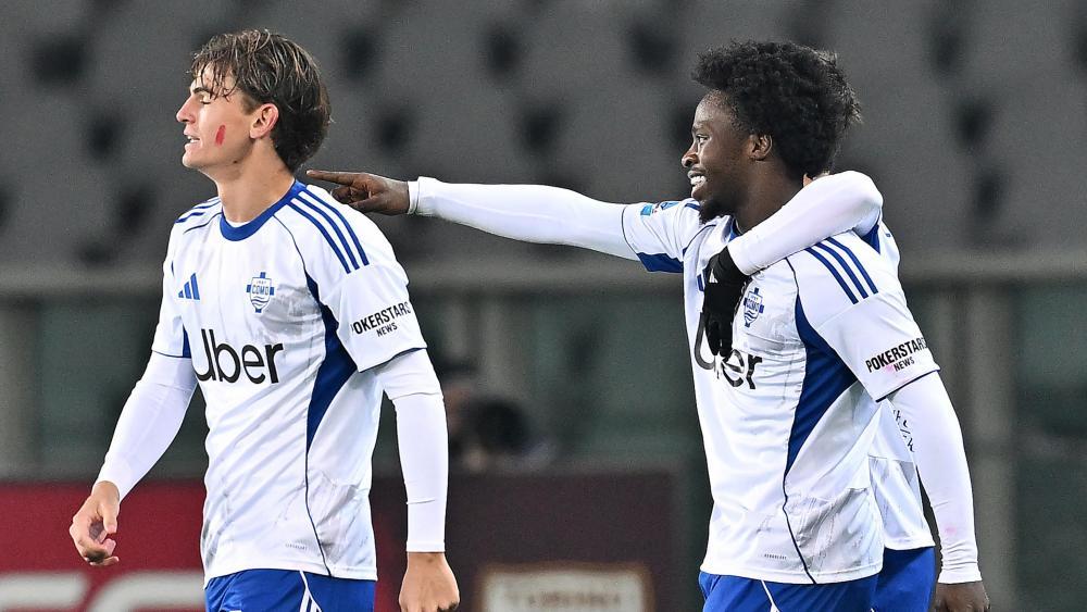 Como-macht-weiter-auf-sich-aufmerksam