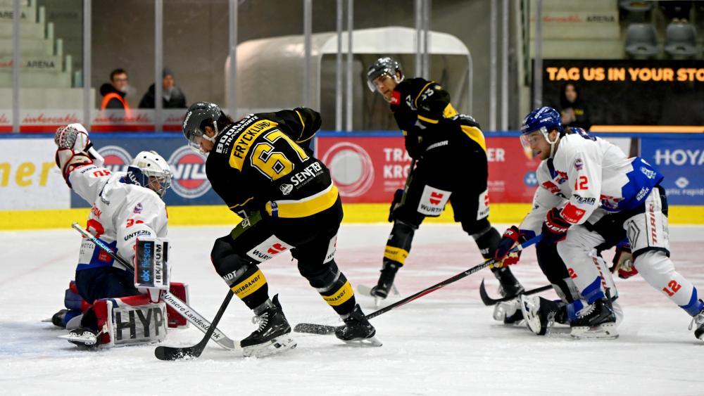 Der HC Pustertal (schwarz) spielte Innsbruck schwindelig. © Iwan Foppa/HC Pustertal