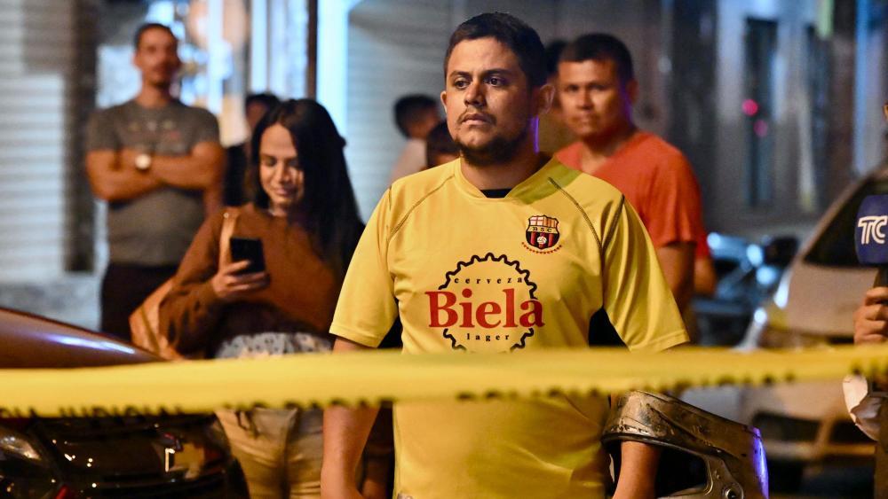 Die Fans in Ecuador trauern. © APA/afp / MARCOS PIN