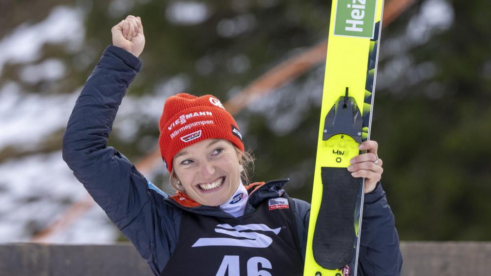 Familie-statt-Tournee-Skispringerin-h-rt-mit-29-auf