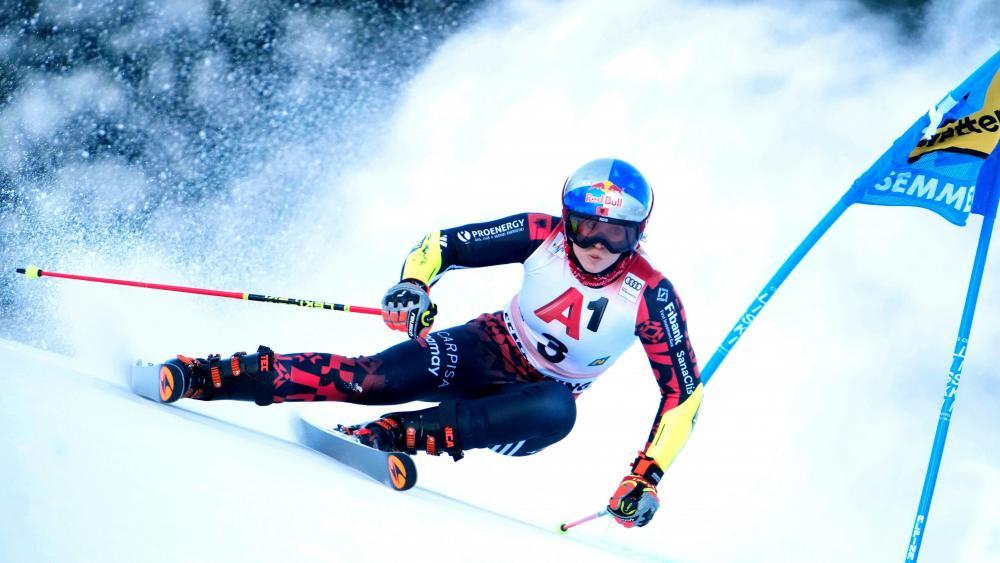 In-Semmering-bahnt-sich-ein-Krimi-an