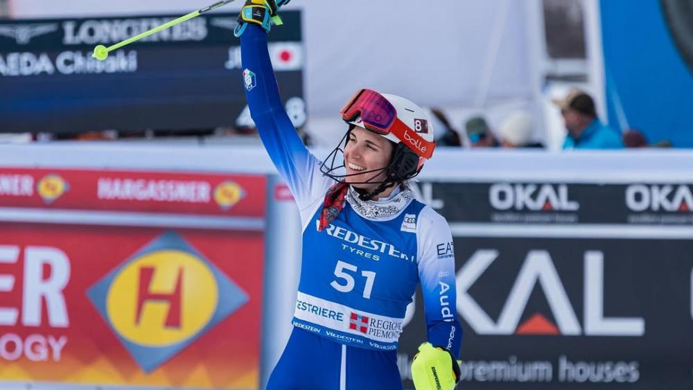 emotionaler-r-cktritt-eine-azzurra-sagt-tsch-ss