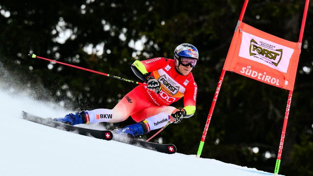 Marco Odermatt greift im Finale an. © APA/afp / STEFANO RELLANDINI