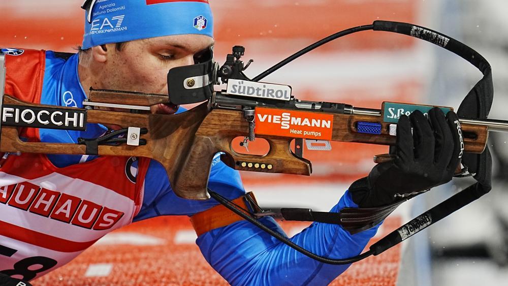 das-giacomel-podest-r-ckt-immer-n-her