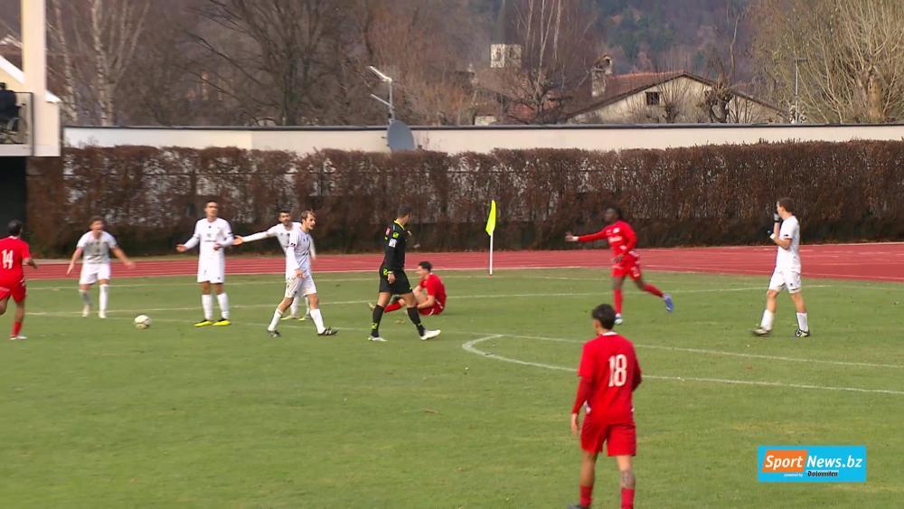 VIDEO-Doppel-Elfmeter-in-Latsch