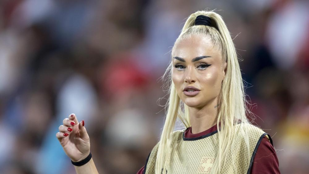 Social-Media-Sternchen-stellt-neuen-Freund-vor