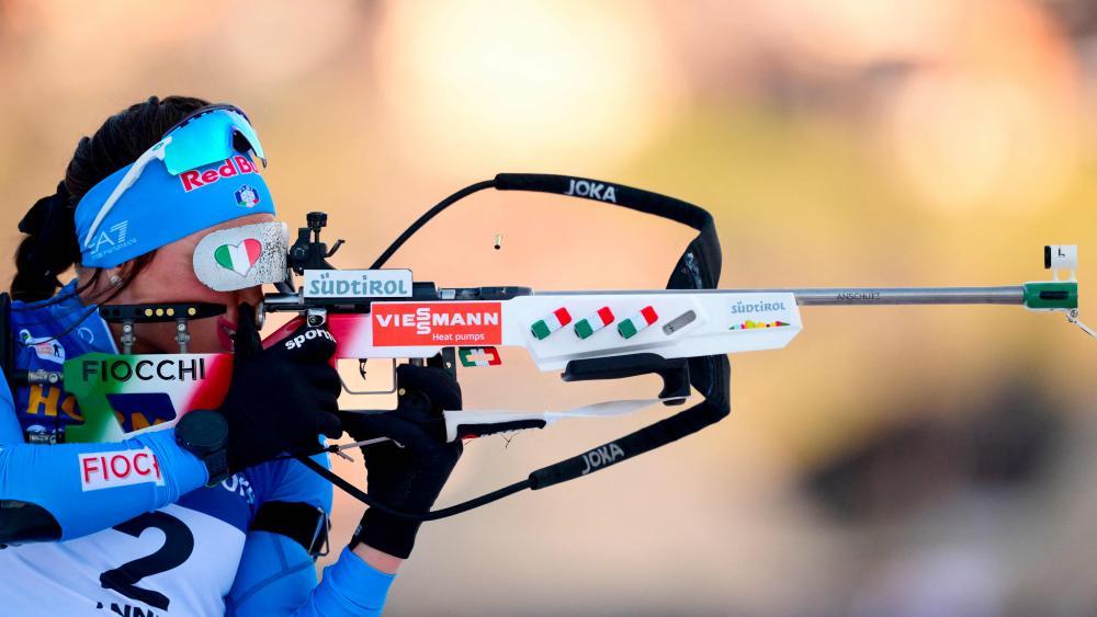 Dorothea Wierer patzte am Schießstand. © APA/afp / OLIVIER CHASSIGNOLE