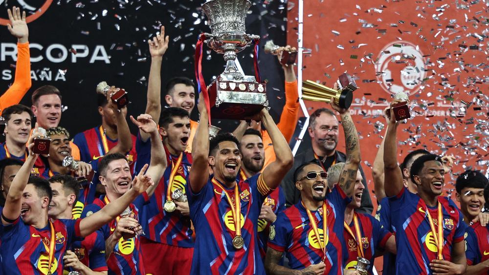 Cl-sico-Drama-Bar-a-holt-Supercup-gegen-Real