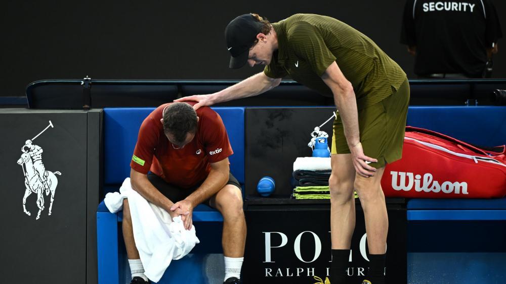 Jannik Sinner zeigte großes Mitgefühl mit seinem Rivalen. © ANSA / JOEL CARRETT