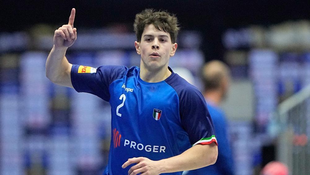 Testspiel-Italien-besiegt-F-r-er-Inseln