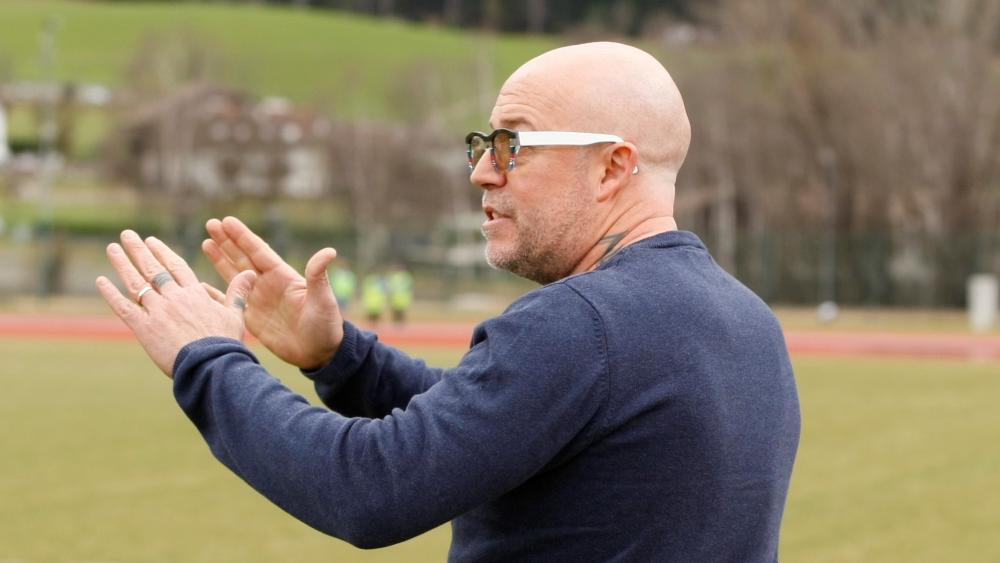 Ein-Duell-der-Kontroverse-in-Bozen