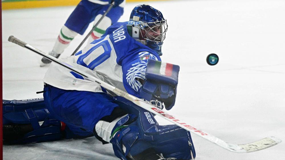 Damian Clara hatte viel zu tun. © APA/afp / JULIEN DE ROSA