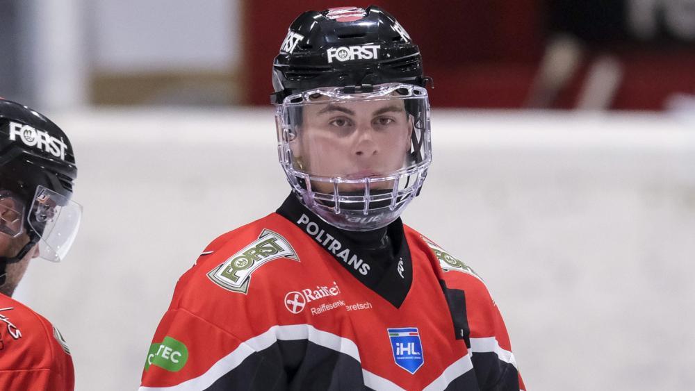 David Galassiti sicherte den Kalterer Hechten den Derbysieg gegen den HC Eppan. © Max Pattis