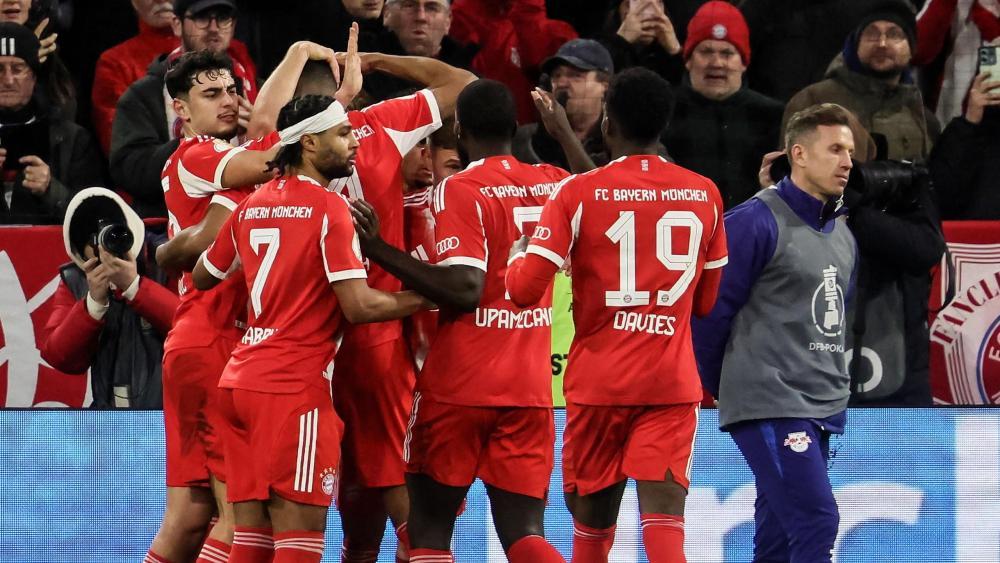 Der FC Bayern jubelte gegen Leipzig. © ANSA / RONALD WITTEK