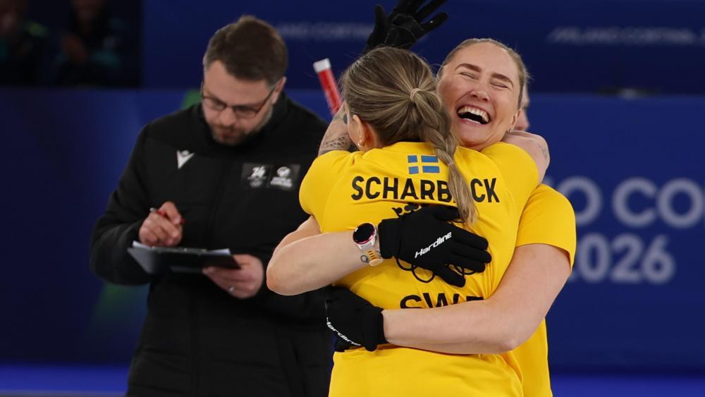 Die siegreichen Schwedinnen waren überglücklich. © ANSA / ANDREA SOLERO