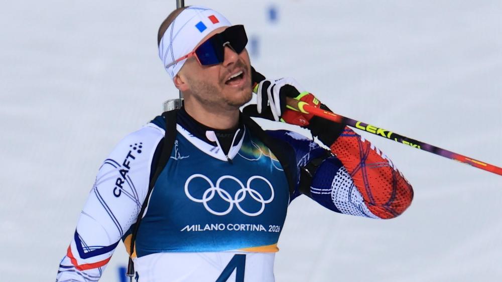 Emilien Jacquelin bei seiner Zielankunft am Sonntag in Antholz. © ANSA / PIERRE TEYSSOT