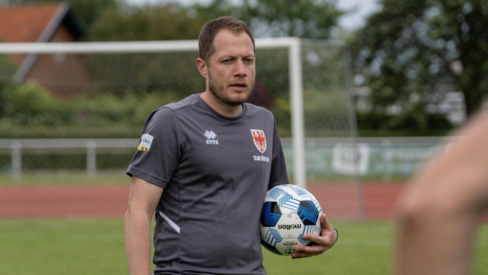 Oberliga-berraschender-Trainerwechsel-in-Brixen
