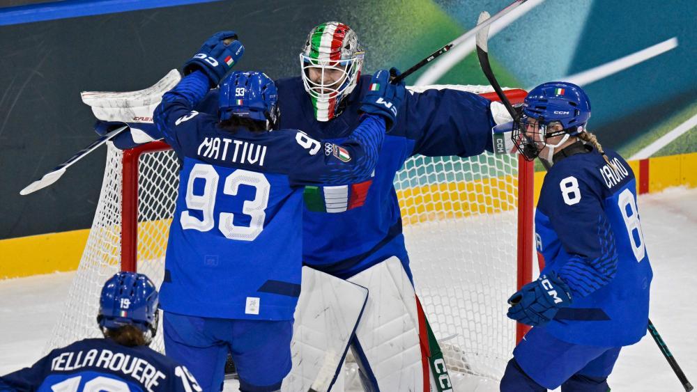 Italien um Anna Caumo (rechts)  trifft im Viertelfinale auf die USA. © APA/afp / ALEXANDER NEMENOV