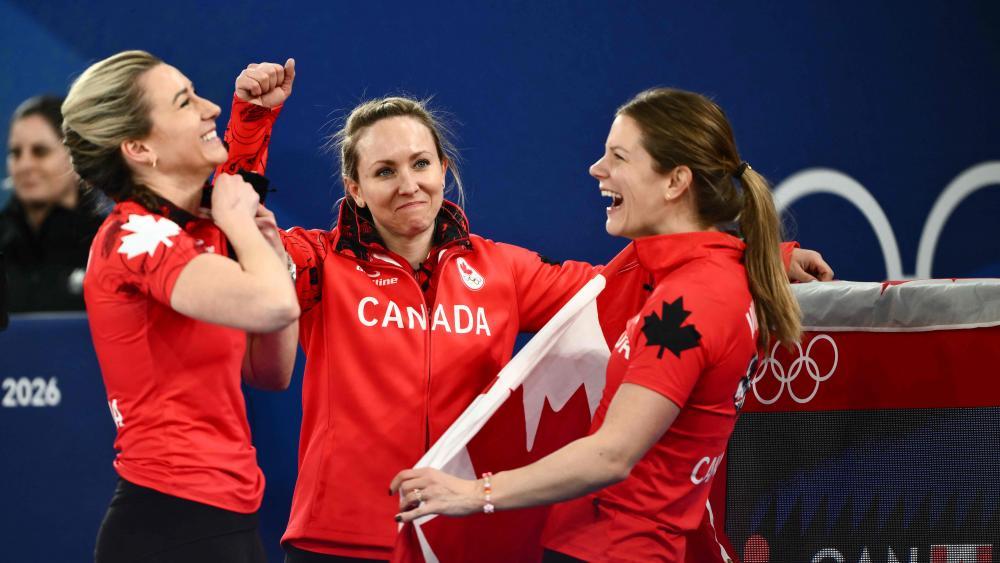 Kanadas Curling-Damen haben die Bronzemedaille erobert. © APA/afp / MARCO BERTORELLO