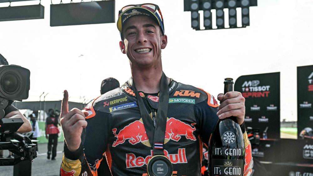 Pedro Acosta feierte seinen ersten MotoGP-Sieg. © APA/afp / LILLIAN SUWANRUMPHA