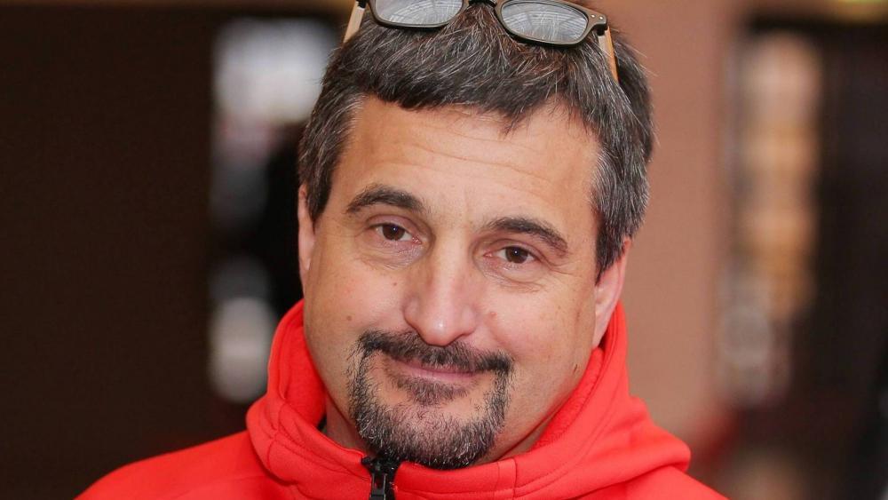 Nach-Sturz-in-Cortina-Rodel-Legende-Hackl-verletzt